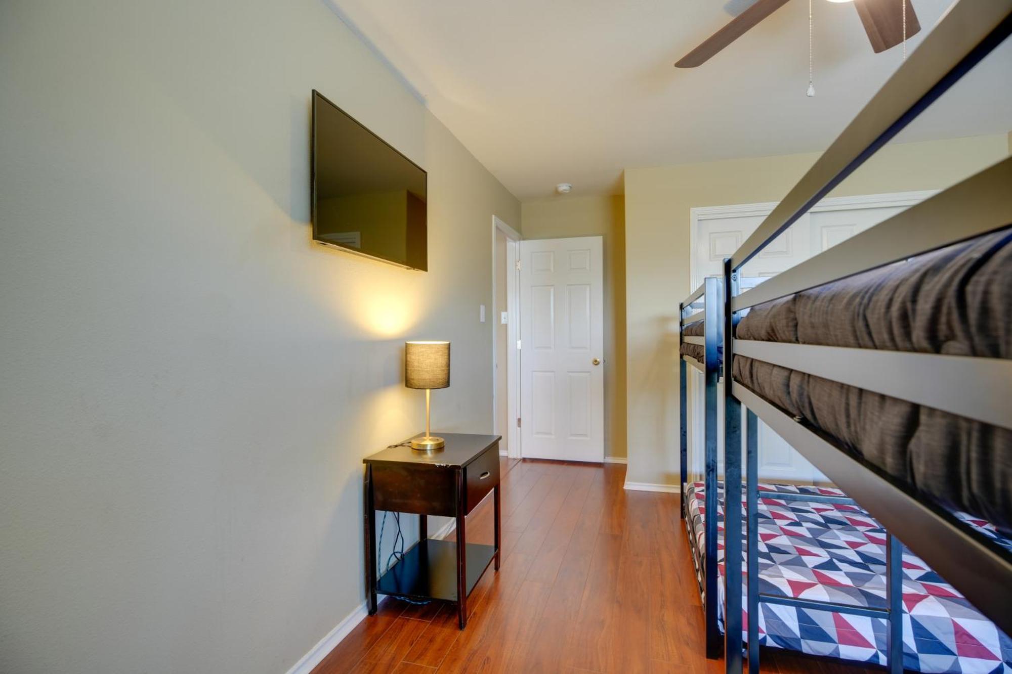 San Antonio Home With Pool Access Near Lackland Afb Bagian luar foto