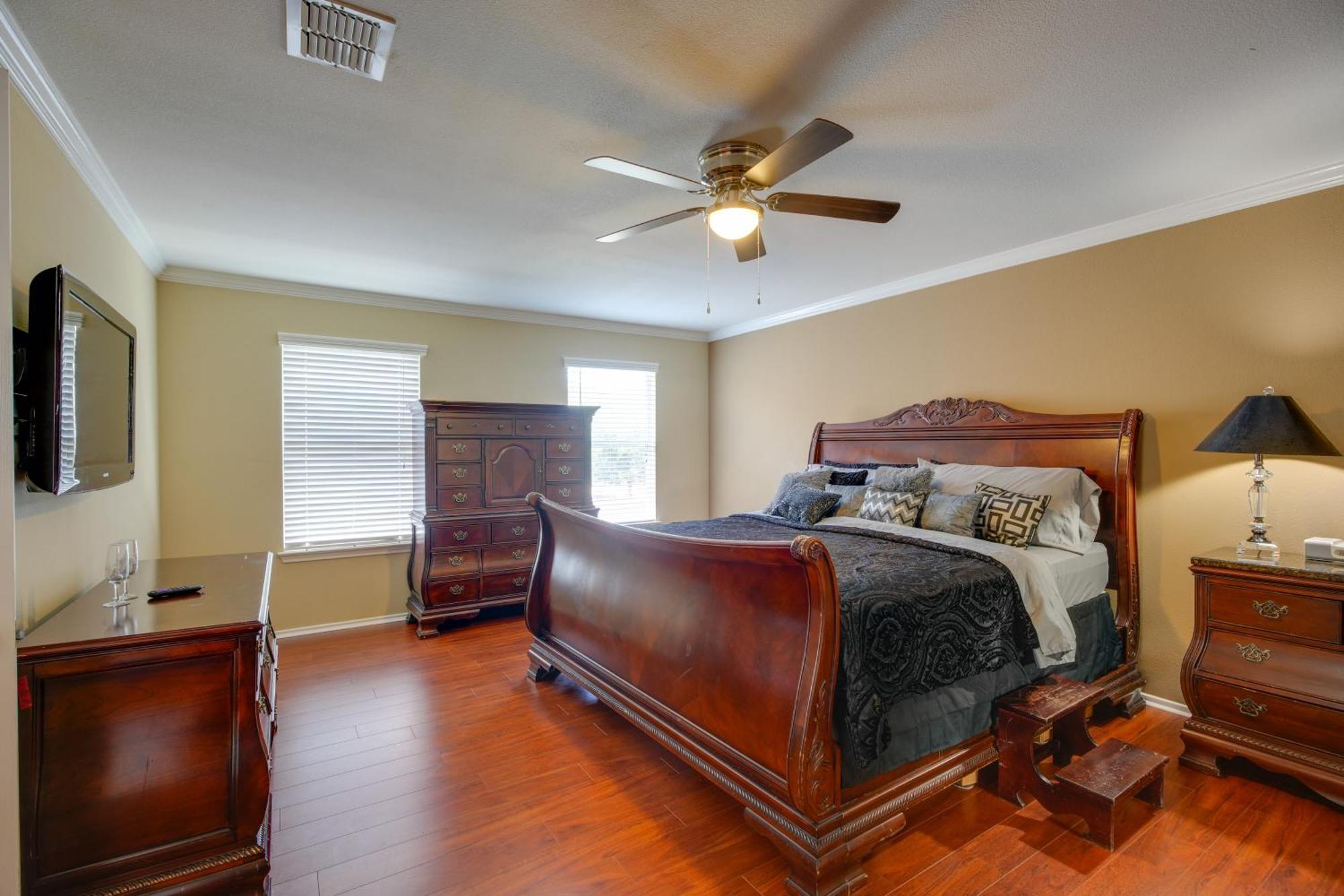 San Antonio Home With Pool Access Near Lackland Afb Bagian luar foto