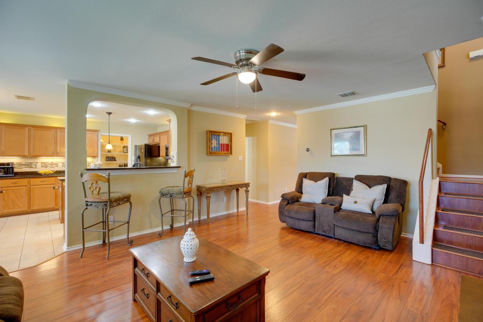 San Antonio Home With Pool Access Near Lackland Afb Bagian luar foto