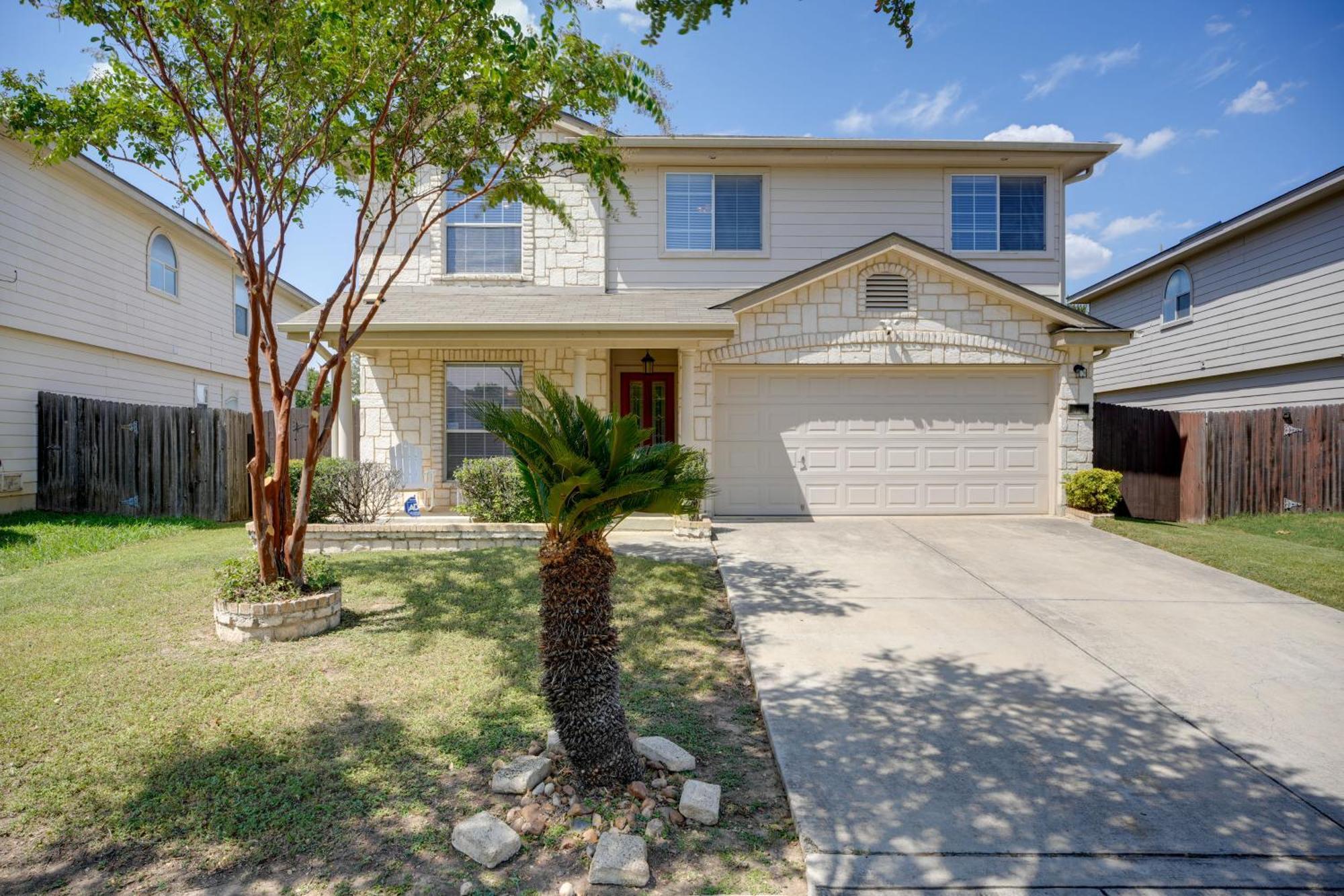 San Antonio Home With Pool Access Near Lackland Afb Bagian luar foto
