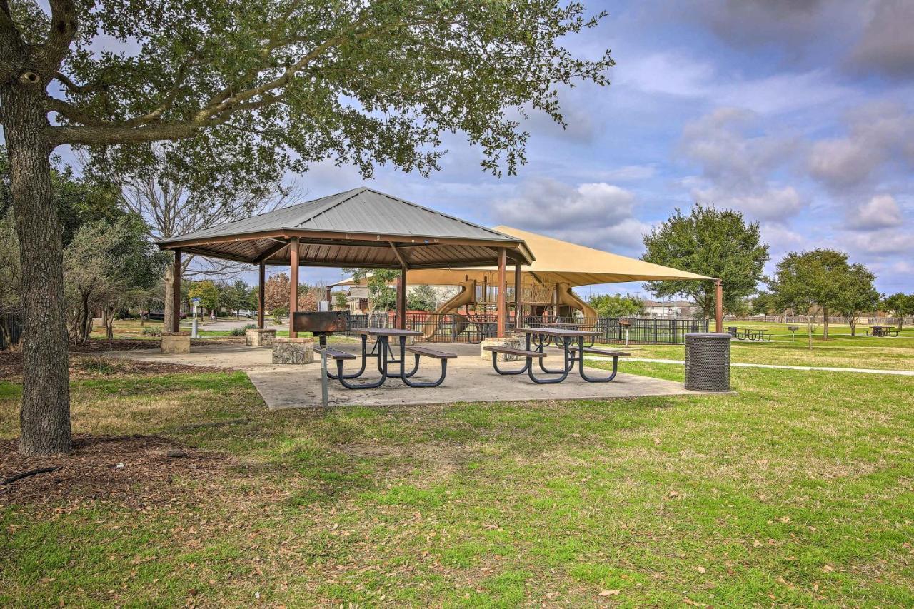 San Antonio Home With Pool Access Near Lackland Afb Bagian luar foto